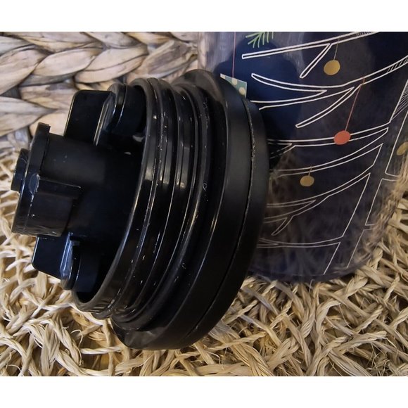 Starbucks Tall Christmas Tree w/ Presents Travel Mug, Plastic, 16 Ounce, EUC - Picture 8 of 10